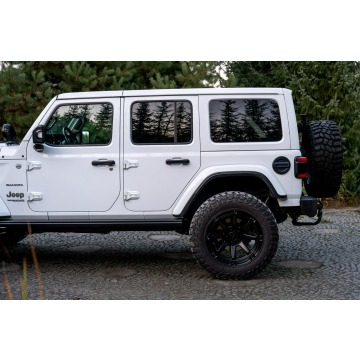 Jeep Wrangler  Terenowy 2019,  2.0 benzyna, automat - Na sprzedaż za 199 777 zł - Ropczyce - zdjęcie 9