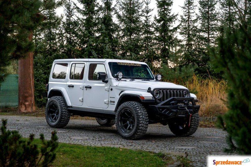 Jeep Wrangler  Terenowy 2019,  2.0 benzyna, automat - Na sprzedaż za 199 777 zł - Ropczyce