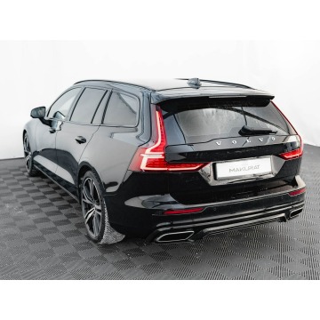 Volvo V60  Kombi 2021,  2.0 diesel, automat - Na sprzedaż za 89 298 zł - Gdańsk - zdjęcie 4