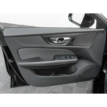 Volvo V60  Kombi 2021,  2.0 diesel, automat - Na sprzedaż za 89 298 zł - Gdańsk - zdjęcie 11