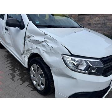 Dacia Sandero  Hatchback 2019,  1.0 benzyna - Na sprzedaż za 7 000,00 zł - Margonin - zdjęcie 5
