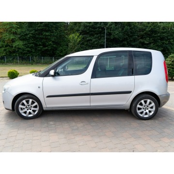 Skoda Roomster  Minivan/Van 2009,  1.4 benzyna - Na sprzedaż za 16 500 zł - Lipówki - zdjęcie 5