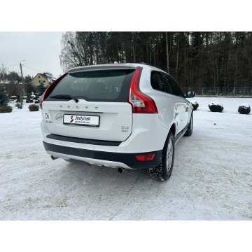 Volvo   SUV 2013,  2.4 diesel, automat - Na sprzedaż za 56 800 zł - Lipówki - zdjęcie 9