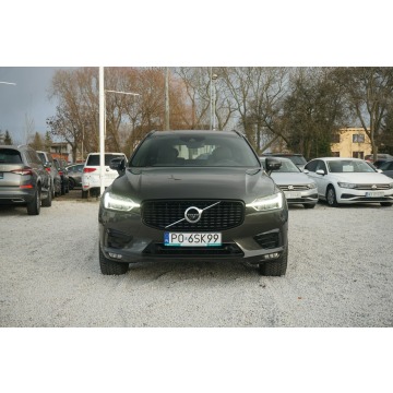 Volvo   SUV 2020,  2.0 benzyna, automat - Na sprzedaż za 139 900 zł - Poznań - zdjęcie 3