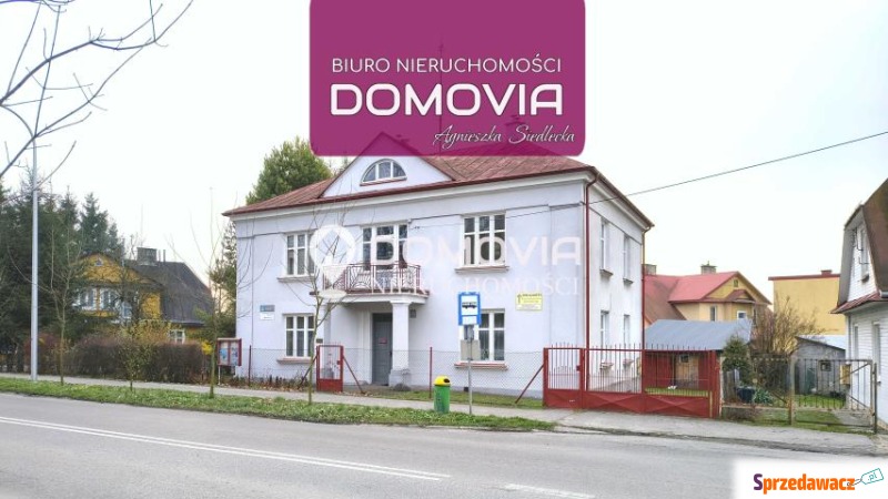 Sprzedam dom Zamość -  jednopiętrowy,  pow.  215 m2,  działka:   762 m2