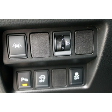 Nissan Qashqai  SUV 2016,  1.3 benzyna - Na sprzedaż za 45 999 zł - Warszawa - zdjęcie 9
