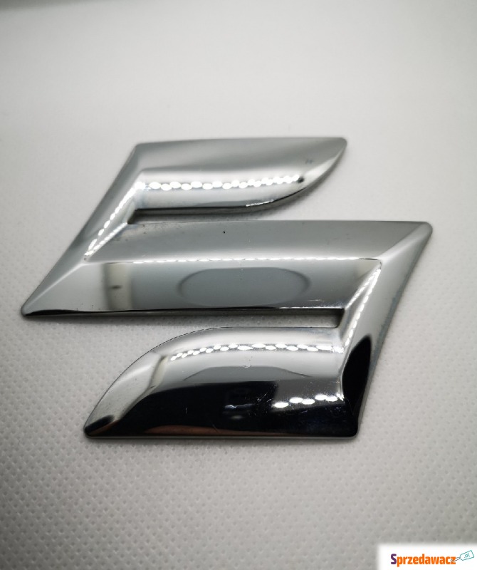 Emblemat znaczek logo Suzuki Vitara III Swift... - Pozostałe części - Warszawa