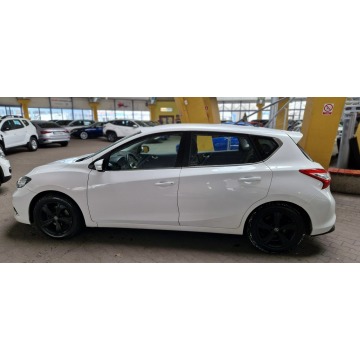 Nissan Pulsar  Hatchback 2015,  1.5 diesel - Na sprzedaż za 26 900 zł - Mysłowice - zdjęcie 6