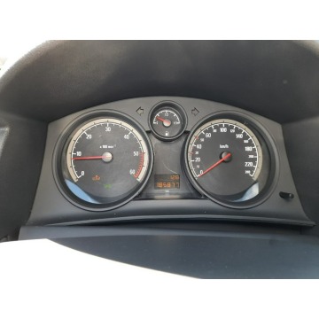 Opel Astra  Kombi 2011,  1.7 diesel - Na sprzedaż za 17 500 zł - Mysłowice - zdjęcie 11