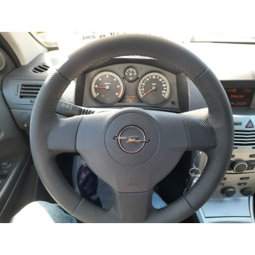 Opel Astra  Kombi 2011,  1.7 diesel - Na sprzedaż za 17 500 zł - Mysłowice - zdjęcie 8
