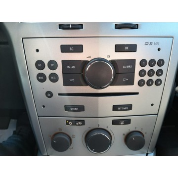 Opel Astra  Kombi 2011,  1.7 diesel - Na sprzedaż za 17 500 zł - Mysłowice - zdjęcie 12