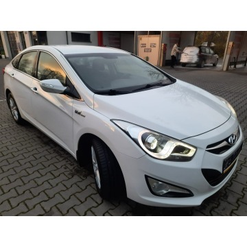 Hyundai i40  Sedan/Limuzyna 2012,  1.7 diesel - Na sprzedaż za 25 400 zł - Mysłowice - zdjęcie 2