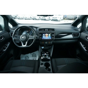 Nissan Leaf  Hatchback 2022 elektryczny, automat - Na sprzedaż za 89 000 zł - Poznań - zdjęcie 10