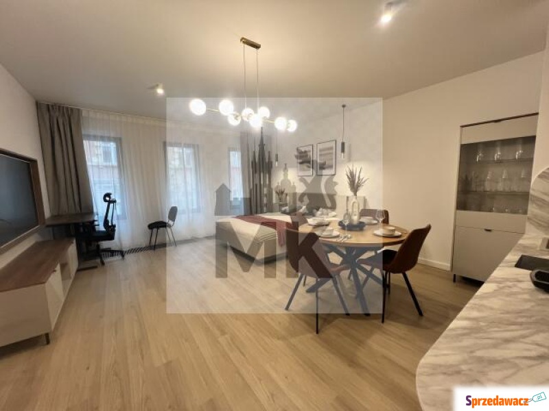 Mieszkanie trzypokojowe Kraków,   113 m2, pierwsze piętro - Sprzedam