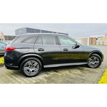 Mercedes - Benz GLC-klasa  SUV 2025,  2.0 diesel, automat - Na sprzedaż za 260 561 zł - Warszawa - zdjęcie 3
