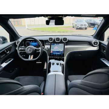 Mercedes - Benz GLC-klasa  SUV 2025,  2.0 diesel, automat - Na sprzedaż za 260 561 zł - Warszawa - zdjęcie 9