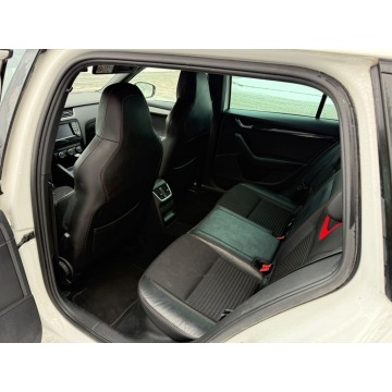 Skoda Octavia 2015,  2.0 diesel - Na sprzedaż za 33 900 zł - Oświęcim - zdjęcie 9