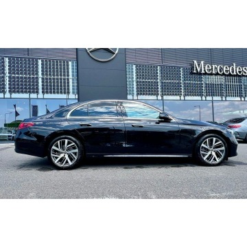 Mercedes - Benz E-klasa  Sedan/Limuzyna 2025,  2.0 diesel, automat - Na sprzedaż za 260 829 zł - Warszawa - zdjęcie 3
