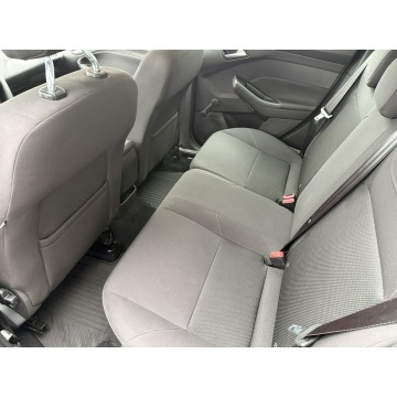 Ford Focus 2016,  1.5 diesel - Na sprzedaż za 14 900 zł - Pyzdry - zdjęcie 8