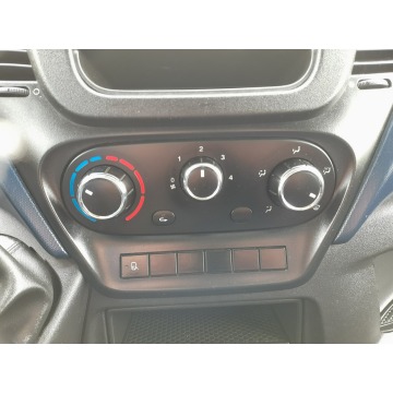 Iveco Daily 2018,  2.3 diesel, automat - Na sprzedaż za 49 077 zł - Lipiany - zdjęcie 12