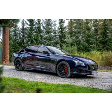 Maserati Quattroporte  Sedan/Limuzyna 2019,  3.0 benzyna, automat - Na sprzedaż za 177 777 zł - Ropczyce - zdjęcie 10