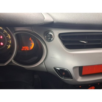 Citroen C3  Hatchback 2010,  1.4 benzyna+LPG - Na sprzedaż za 9 999,00 zł - Fasty - zdjęcie 9
