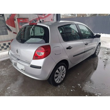 Renault Clio  Hatchback 2006,  1.4 benzyna - Na sprzedaż za 4 999,00 zł - Fasty - zdjęcie 4