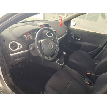Renault Clio  Hatchback 2006,  1.4 benzyna - Na sprzedaż za 4 999,00 zł - Fasty - zdjęcie 9