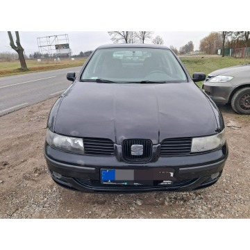 Seat Leon  Hatchback 2000,  1.6 benzyna - Na sprzedaż za 3 999,00 zł - Fasty - zdjęcie 2