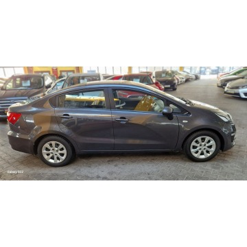 Kia Rio  Hatchback 2016,  1.2 benzyna - Na sprzedaż za 34 900 zł - Mysłowice - zdjęcie 11