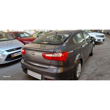Kia Rio  Hatchback 2016,  1.2 benzyna - Na sprzedaż za 34 900 zł - Mysłowice - zdjęcie 9