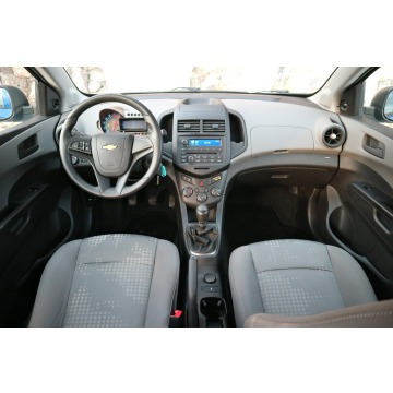 Chevrolet Aveo  Hatchback 2012,  1.2 benzyna - Na sprzedaż za 18 900 zł - Bytom - zdjęcie 2