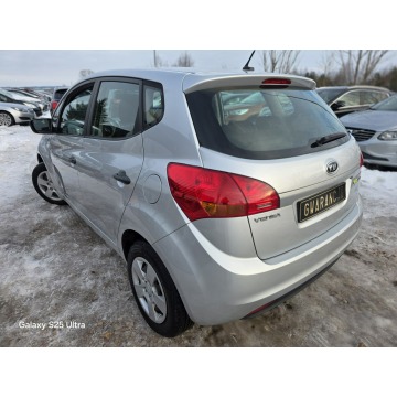 Kia Venga  Hatchback 2010,  1.4 benzyna - Na sprzedaż za 17 999 zł - Nowe Sójki - zdjęcie 8