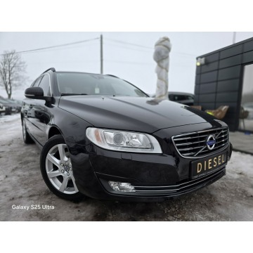Volvo V70 2015,  2.0 diesel, automat - Na sprzedaż za 29 999 zł - Nowe Sójki - zdjęcie 2