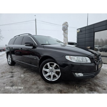 Volvo V70 2015,  2.0 diesel, automat - Na sprzedaż za 29 999 zł - Nowe Sójki - zdjęcie 3