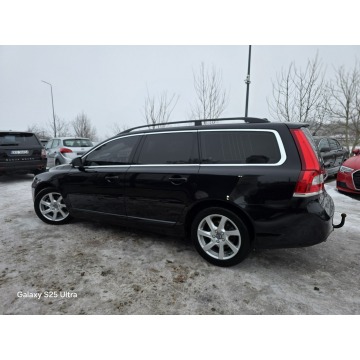 Volvo V70 2015,  2.0 diesel, automat - Na sprzedaż za 29 999 zł - Nowe Sójki - zdjęcie 9