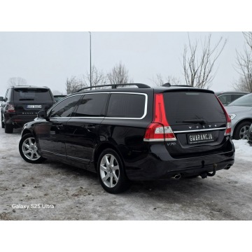Volvo V70 2015,  2.0 diesel, automat - Na sprzedaż za 29 999 zł - Nowe Sójki - zdjęcie 10