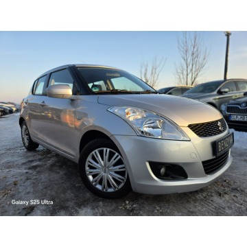 Suzuki Swift  Hatchback 2012,  1.2 benzyna - Na sprzedaż za 16 999 zł - Nowe Sójki - zdjęcie 2