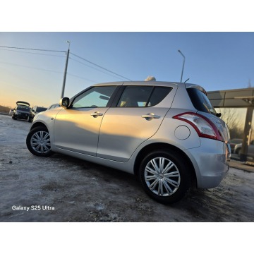 Suzuki Swift  Hatchback 2012,  1.2 benzyna - Na sprzedaż za 16 999 zł - Nowe Sójki - zdjęcie 9