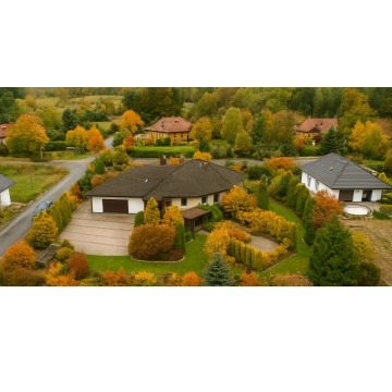 Sprzedam dom Dobroń -  wolnostojący parterowy,  pow.  214 m2,  działka:   2190 m2 - zdjęcie 1