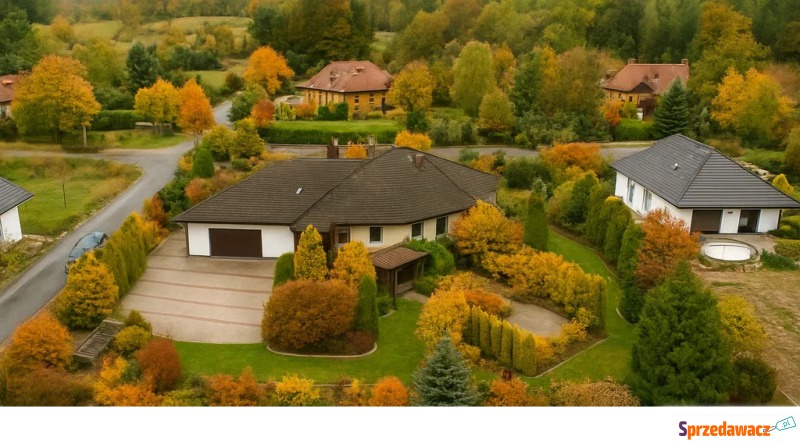 Sprzedam dom Dobroń -  wolnostojący parterowy,  pow.  214 m2,  działka:   2190 m2