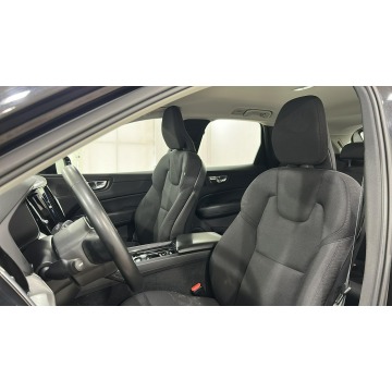 Volvo   SUV 2021,  2.0 benzyna, automat - Na sprzedaż za 101 800 zł - Warszawa - zdjęcie 10