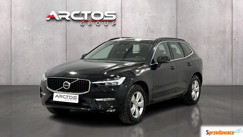 Volvo   SUV 2021,  2.0 benzyna, automat - Na sprzedaż za 101 800 zł - Warszawa