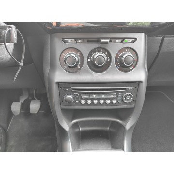 Citroen C3 2015,  1.2 benzyna - Na sprzedaż za 18 400 zł - Twardów - zdjęcie 12