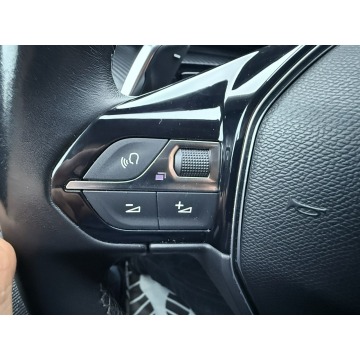 Peugeot 5008  Hatchback 2019,  1.6 diesel, automat - Na sprzedaż za 79 900 zł - Poznań - zdjęcie 8