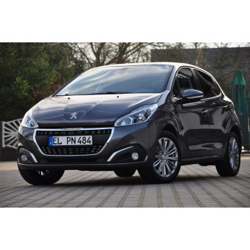Peugeot 208  Hatchback 2018,  1.2 benzyna - Na sprzedaż za 26 900 zł - Ostrów Mazowiecka - zdjęcie 6