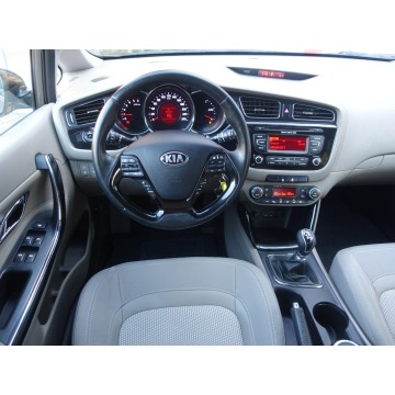 Kia Ceed  Hatchback 2012,  1.6 diesel - Na sprzedaż za 23 900 zł - Częstochowa - zdjęcie 10