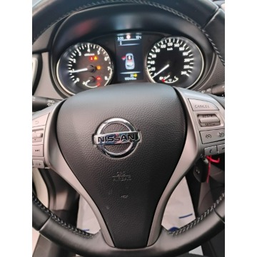 Nissan Qashqai  Terenowy 2015,  1.2 benzyna - Na sprzedaż za 39 900 zł - Mysłowice - zdjęcie 8