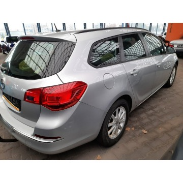Opel Astra  Kombi 2015,  1.4 benzyna, automat - Na sprzedaż za 24 700 zł - Mysłowice - zdjęcie 8