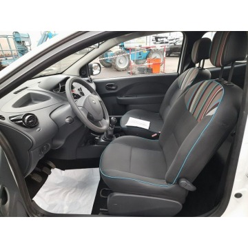 Renault Twingo  Hatchback 2012,  1.1 benzyna - Na sprzedaż za 12 999 zł - Mysłowice - zdjęcie 11
